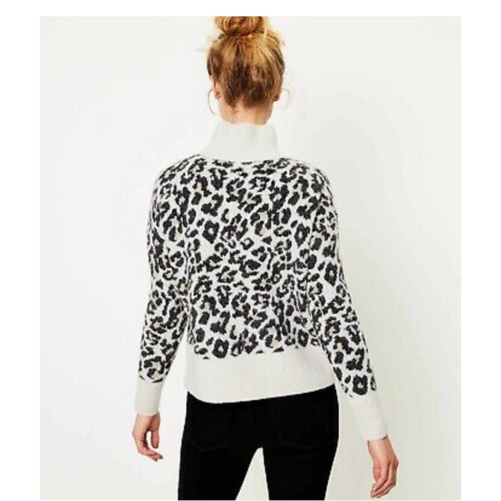 Cheetah sweater